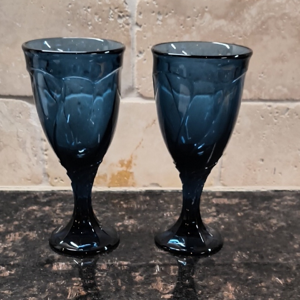 Noritake Sweet Swirl Midnight Dark Blue * Set of 2 * Wine Glasses 6 3/4" VG